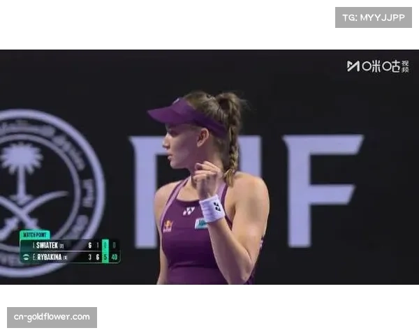 WTA年终总决赛单打冠军莱巴金娜 双打冠军同时产生